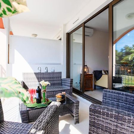 L'Ange Gardien Ap4269 By Riviera Holiday Homes Villefranche-sur-Mer Buitenkant foto