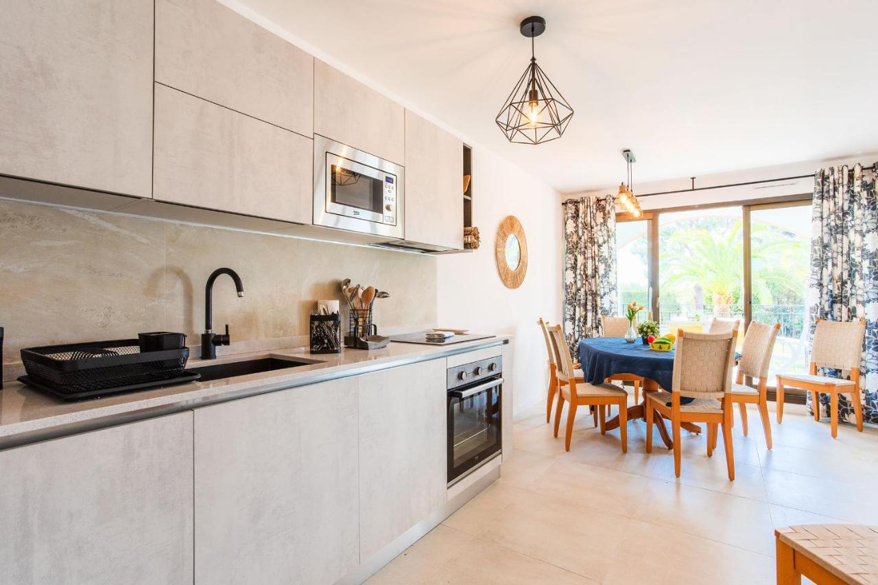 L'Ange Gardien Ap4269 By Riviera Holiday Homes Villefranche-sur-Mer Buitenkant foto