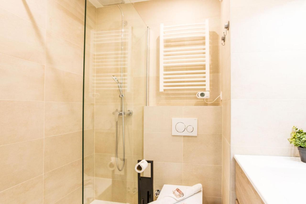 L'Ange Gardien Ap4269 By Riviera Holiday Homes Villefranche-sur-Mer Buitenkant foto
