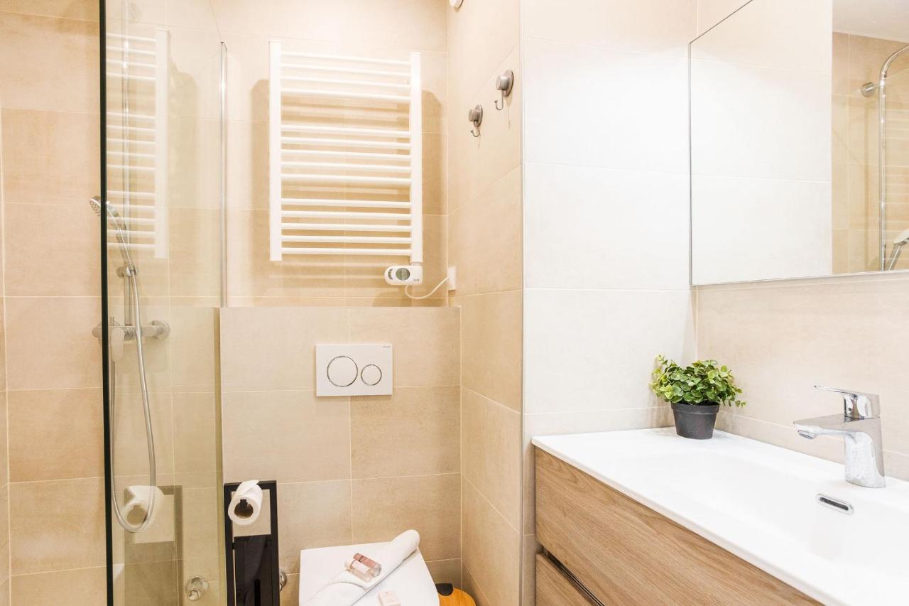 L'Ange Gardien Ap4269 By Riviera Holiday Homes Villefranche-sur-Mer Buitenkant foto